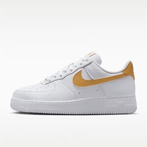 Nike Air Force 1 Low White with Golden Swoosh NWT 37.5 6.5
